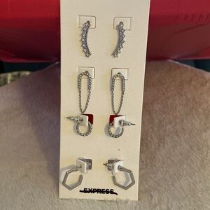 Earrings set